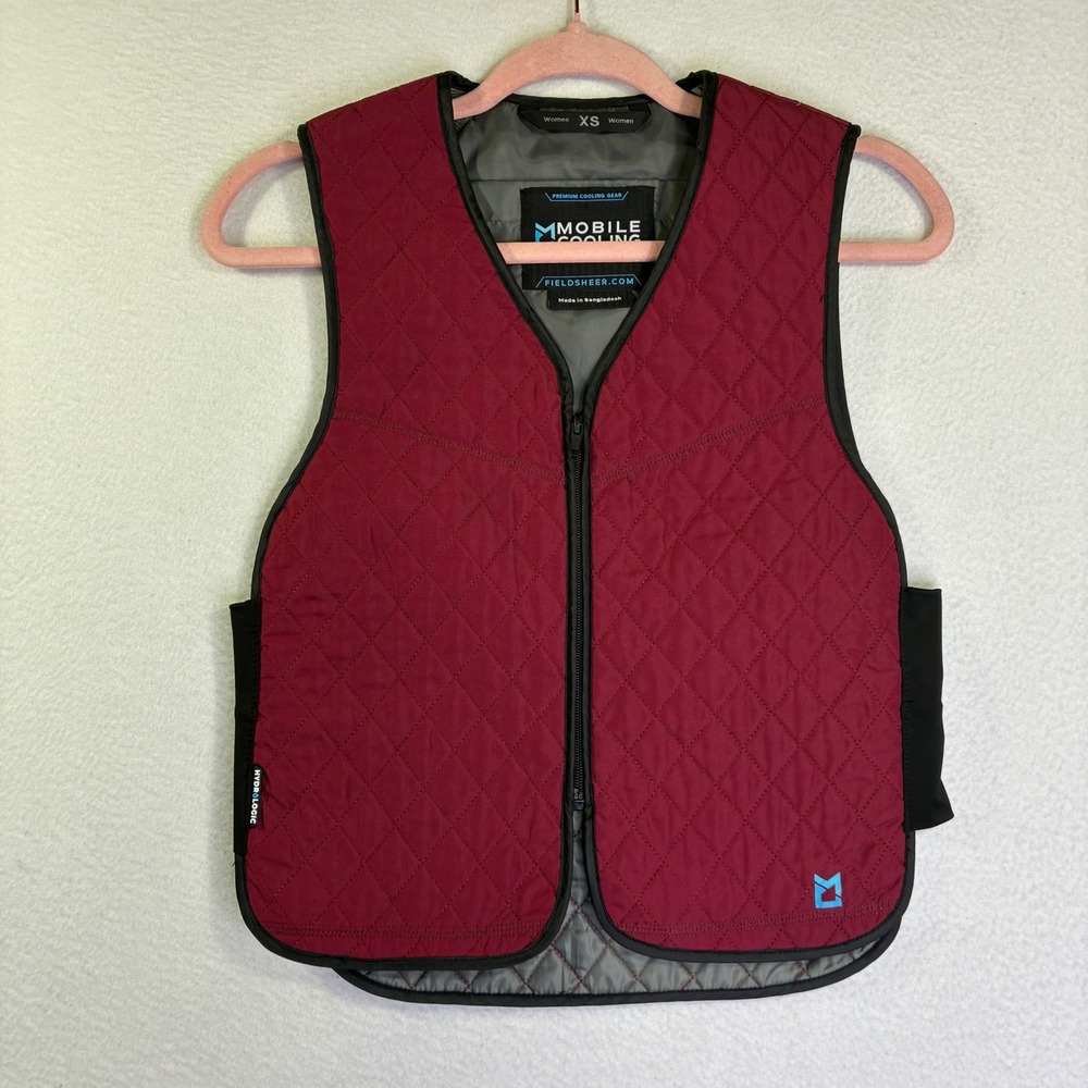 Fieldsheer Mobile Cooling Hydrologic Quilted Vest Womens XS Burgundy Wine